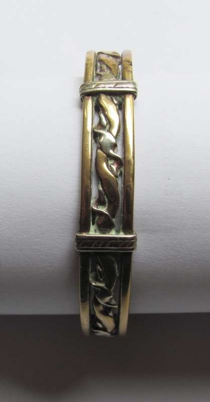 Vintage - Flat Bronze / Brass Two Toned Bracelet - Bangle (Woman)