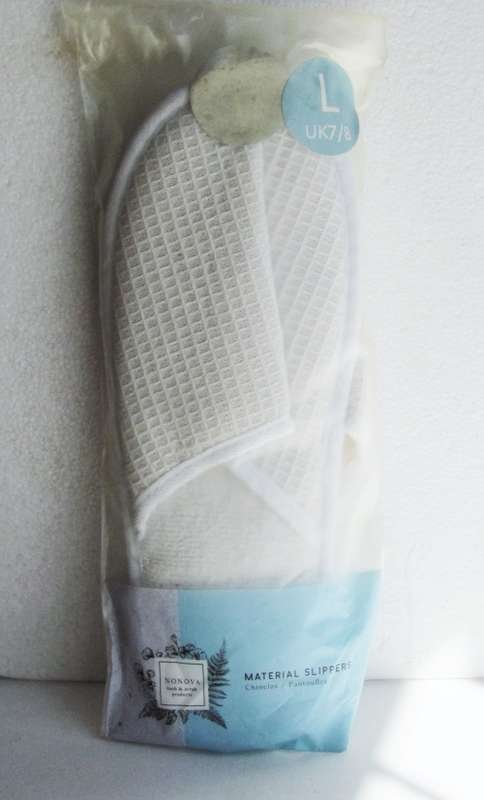 NONOVA Ladies White Material Slippers - Size L UK 7/8 - As new