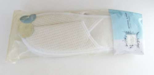 NONOVA Ladies White Material Slippers - Size L UK 7/8 - As new