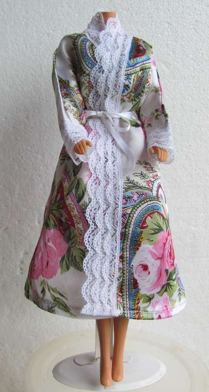 Fashion Dolls ( Barbie etc ) Satin Night Gown