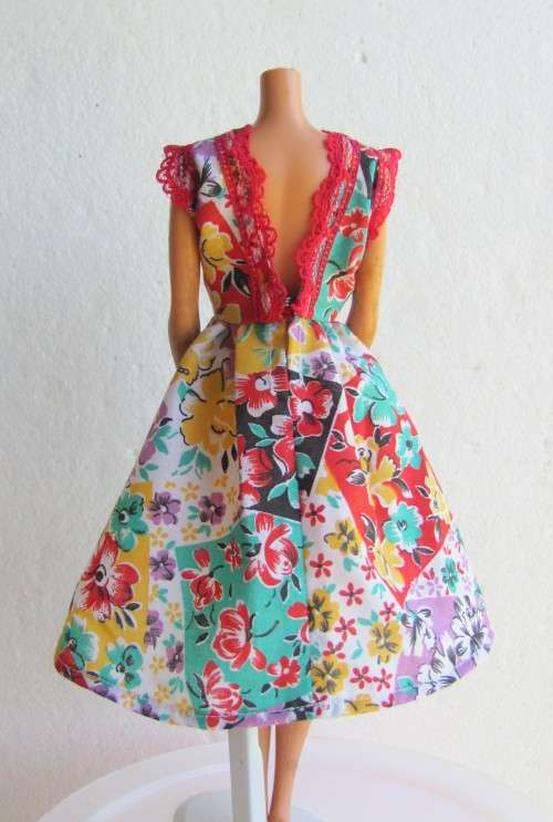 Fashion Dolls ( Barbie etc ) Floral Sundress