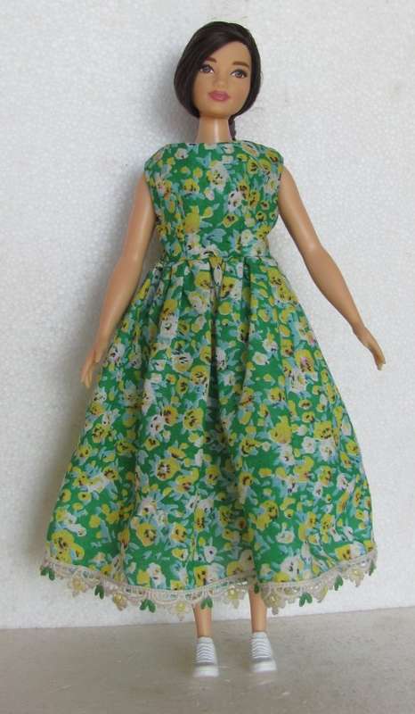 Barbie Curvy Dolls - Fashion Dolls Sundress with Necklace