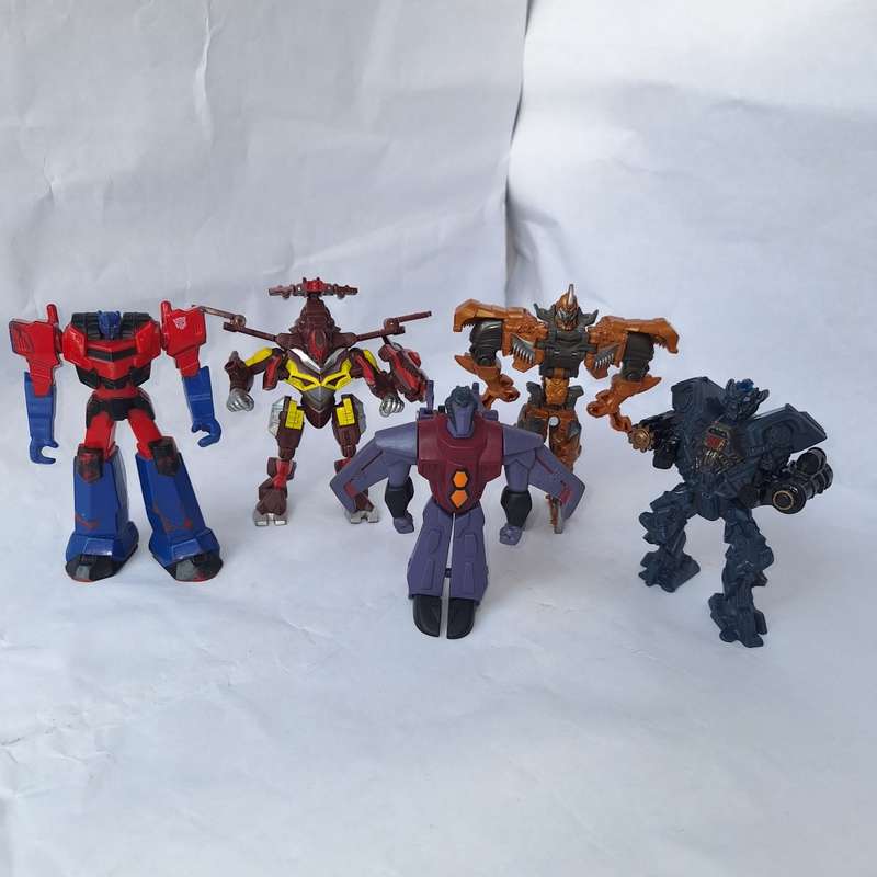 Small Transformers Figurines!!!