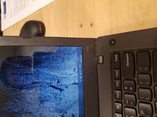 Lenovo ThinkPad T440 Ultrabook Intel Core i5-4300u - 4G WWAN - 500GB HDD - 8GBram etc ***Please read