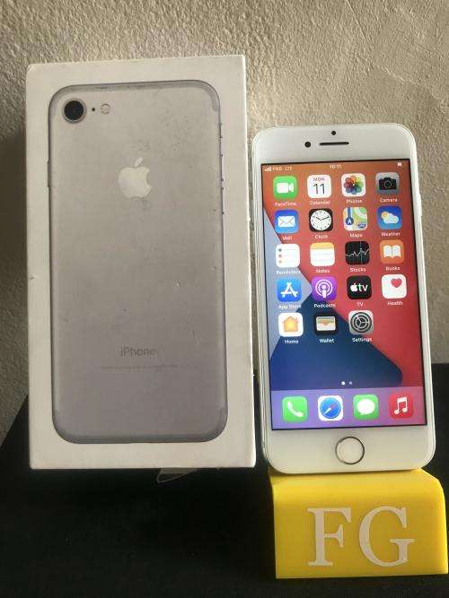 IPHONE 7 | SILVER | A1778 | MN8H2LL/A *** APPLE IPHONE7 ***