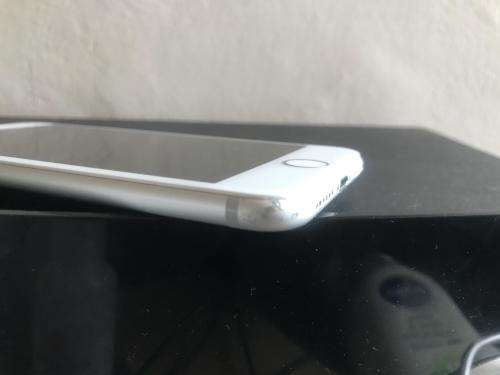 IPHONE 7 | SILVER | A1778 | MN8H2LL/A *** APPLE IPHONE7 ***