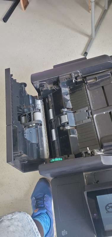 HP officejet managed color flow mfp x585- Bargain price