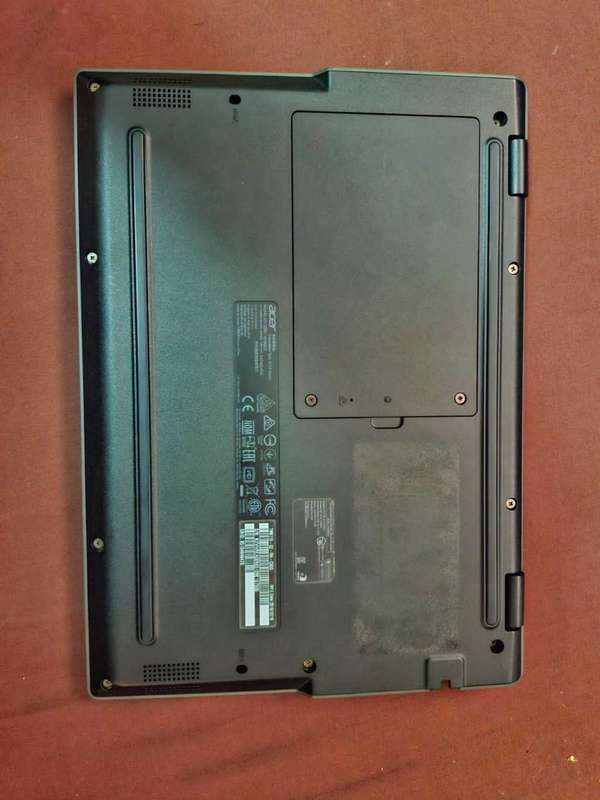 Acer Travelmate 2nd Hand. excellent Condition