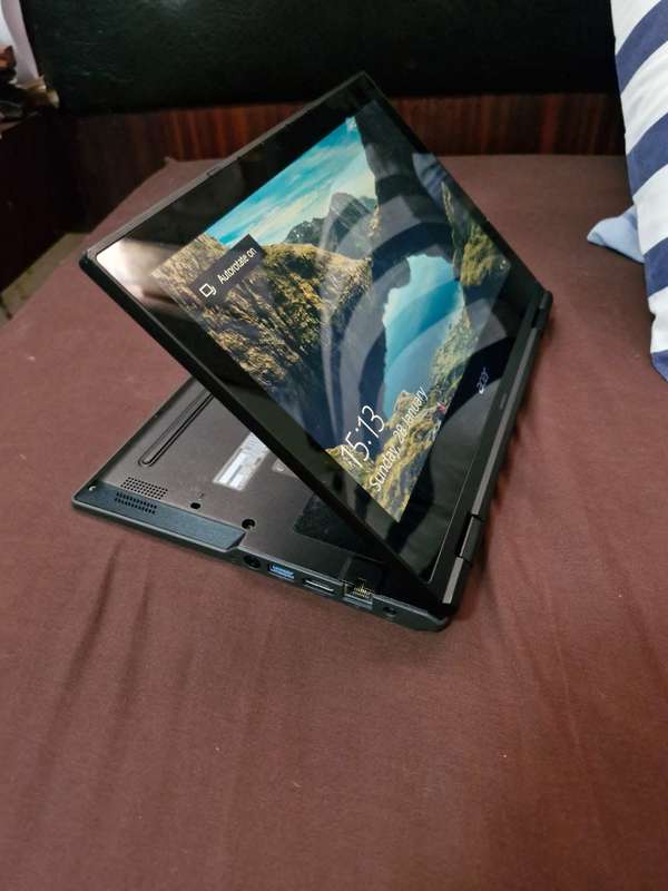 Acer Travelmate 2nd Hand. excellent Condition