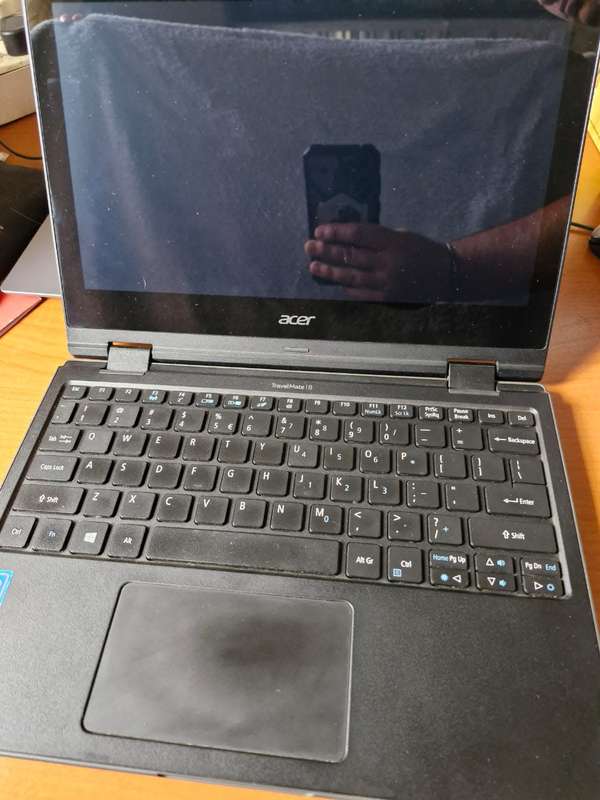 Acer Travelmate 2nd Hand. excellent Condition