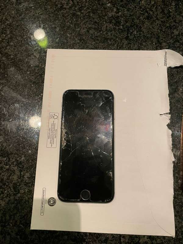 PreOwned Iphone 8