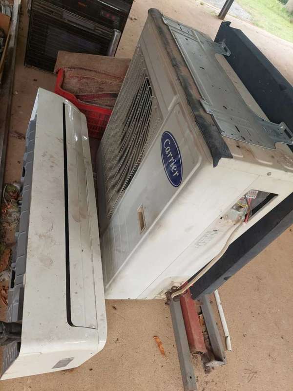 CARRIER AIR CONDITIONER