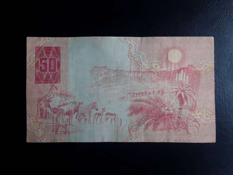 2 x R50 Notes Gerhard de Kock