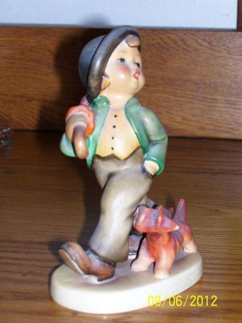 HUMMEL "STROLLING ALONG"