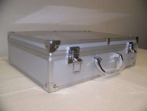 Watch box transparent lid side close 