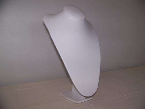 36cm White bust.