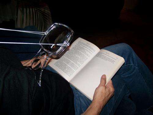 Magnifying lens for reading, embroidery, etc.