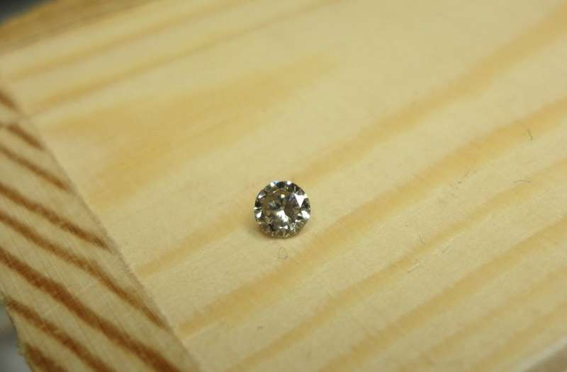 0.09 Carat Champagne VVS2 Natural Loose Diamond