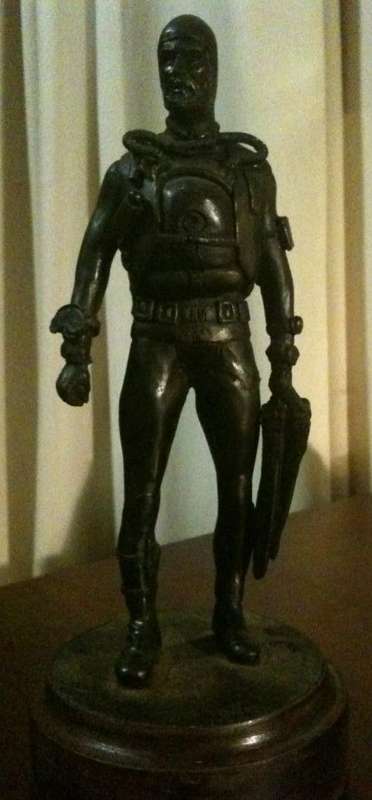 Special Forces (Recce) Diver Statue