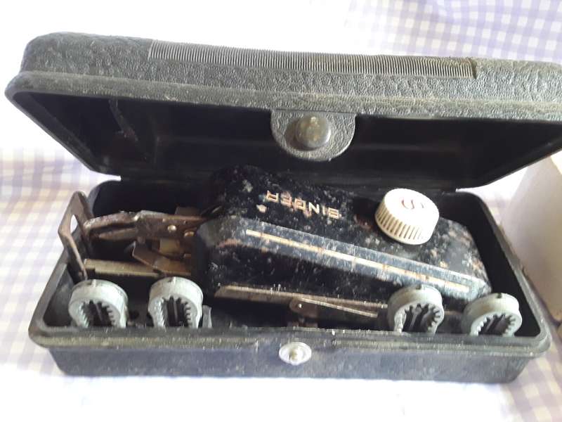 Vintage Singer Sewing Machine Attachments