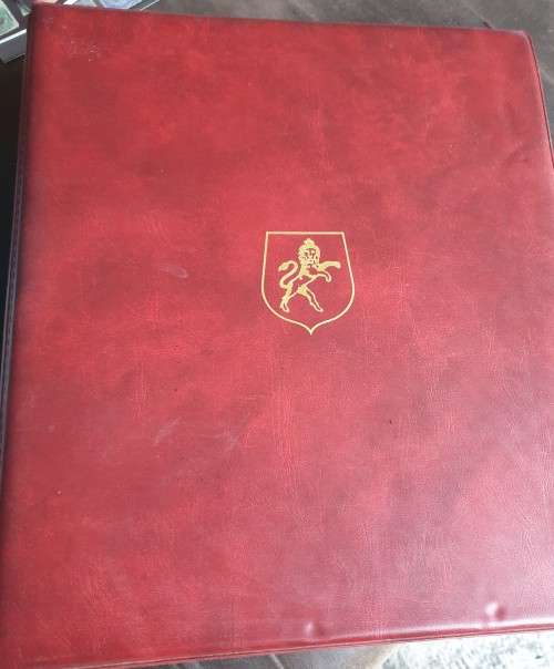 GB Used stamps 60s/ 70s + STANLEY GIBBONS GB Stamp album (PLEASE NOTE PAGE CONDITION IN PHOTOS)