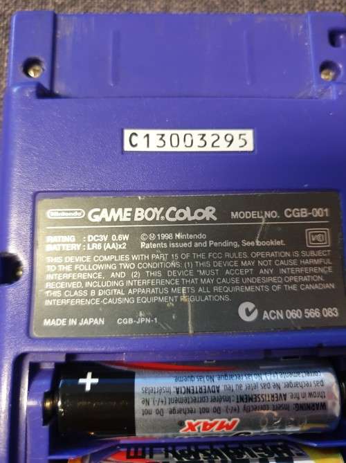 Nintendo Gameboy Color - 1998 Collectors item (WORKING but No battery cover)