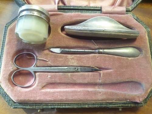 Antique Manicure set - BEAUTIFULLY HALLMARKED - INCOMPLETE but LOVELY