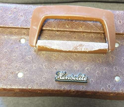 Bowls in a Crocodile Skin design Hensilite Suitcase **Cool find #Newsportgoals