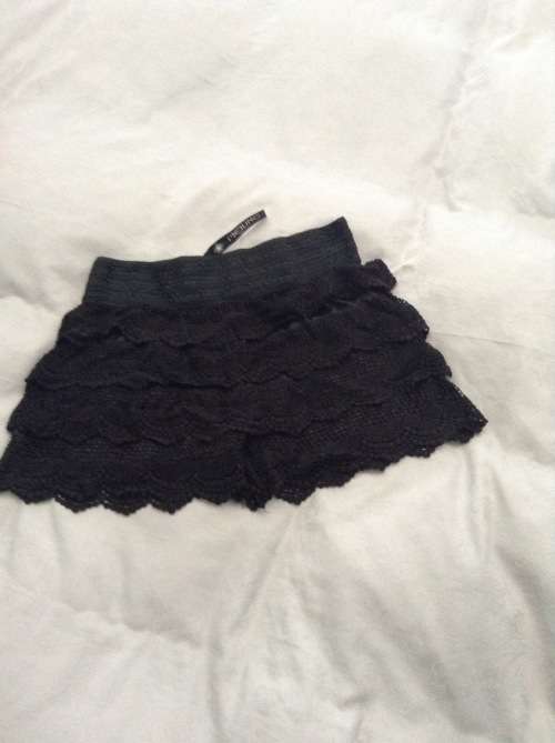 Frilled Shorts - Small