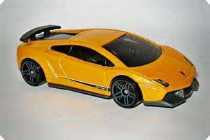 MATCHBOX LAMBORGHINI GALLARDO LP 670 SUPER LEGGERA MATCHBOX SIZE MADE BY HOTWHEELS