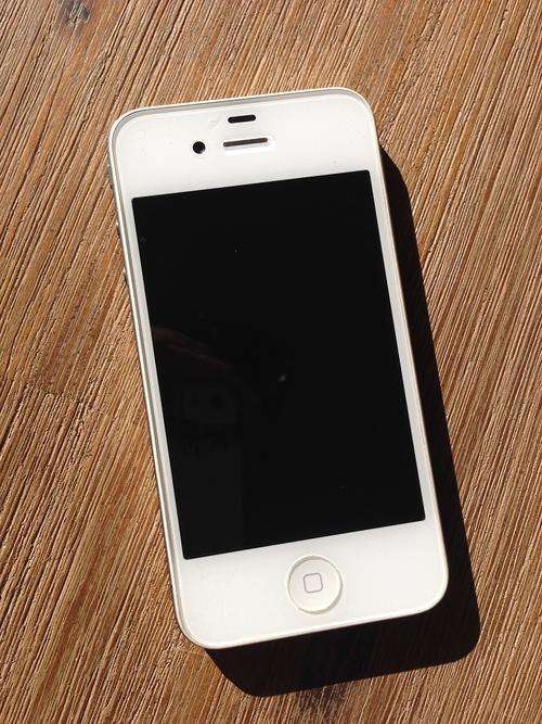 Apple iPhone 4 16GB - White