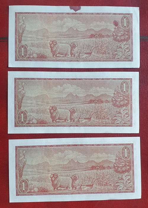 TW de Jongh UNC R1 notes in sequence 1 note having with print error