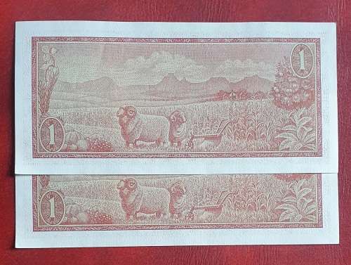 TW de Jongh UNC R1 notes in near perfect condition