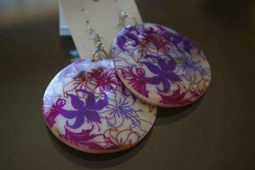 Lovely Floral Shell earrings
