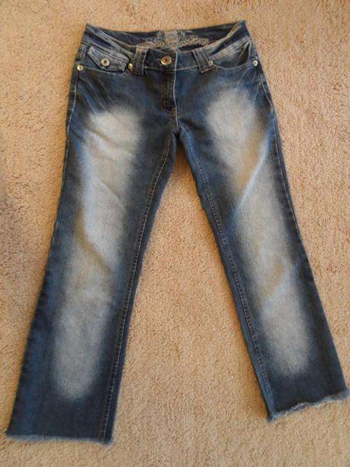Ladies RT straight cut low waist jeans - Size 32/8