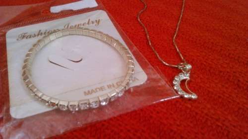 Bracelet + necklace set
