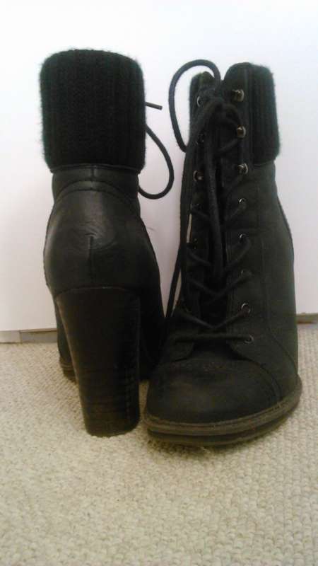 Genuine leather Aldo boots size 3
