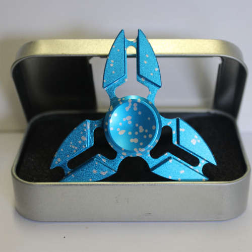FIDGET SPINNER THREE FINGER PINCER VARIOUS COLOURS