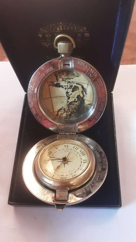 DALVEY VOYAGER CLOCK