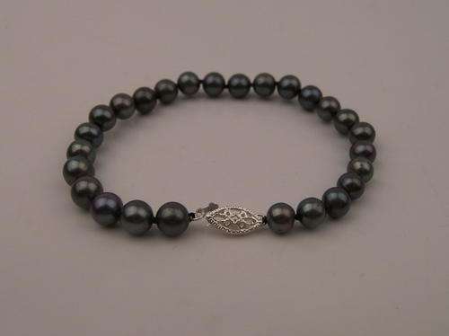***R1178***6-7mm black freshwater pearl bracelet