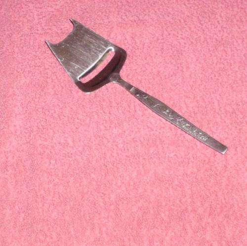 Retro Cheese Slicer 1