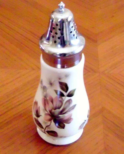Midwinter Sugar Shaker