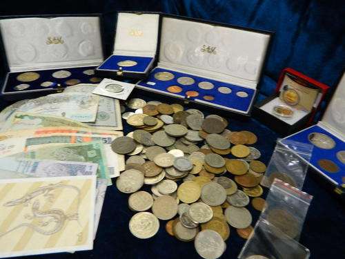 * NICE LOT !!! PROOFSETS , PROOFCOINS , SILVER , ZAR , UNION ETC >>> SEE INSIDE