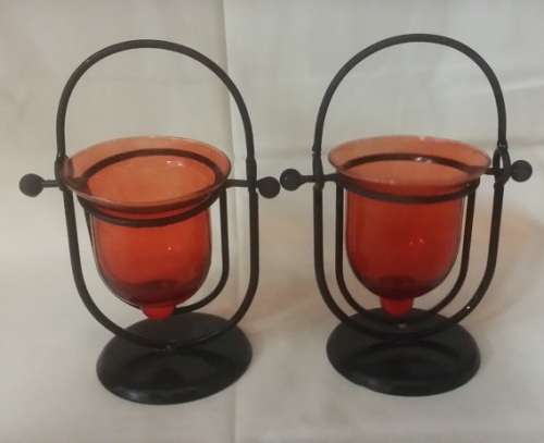 2 CANDLE HOLDERS / BID PER ITEM