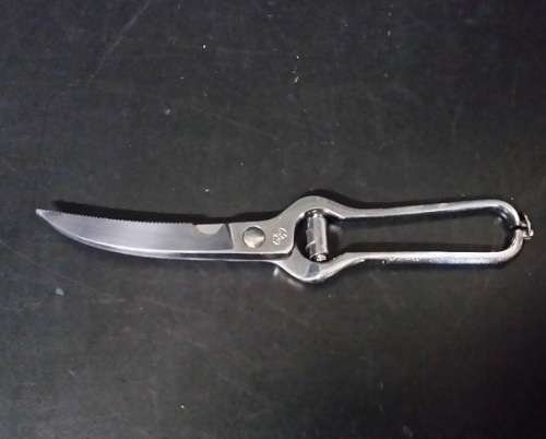 MUNDIAL  BRAZIL POULTRY SHEARS FORGED STAINLESS SPRING BARREL