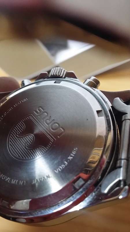 LORUS  CHRONOGRAPH  GENTS WATCH ,, 100 M