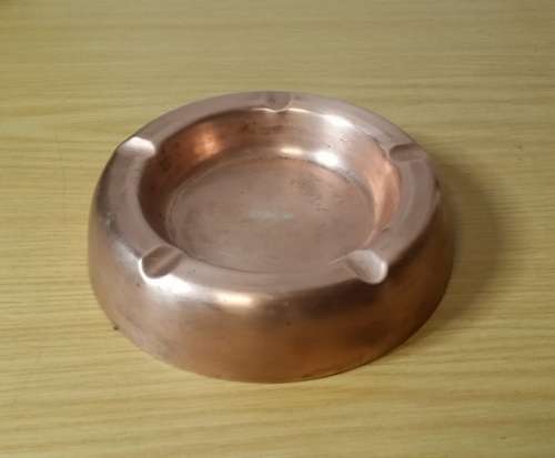 VERY HEAVY VINTAGE ASHTRAY