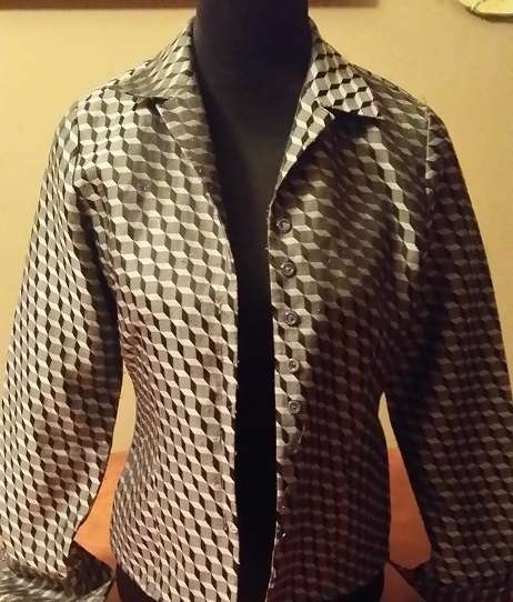 USSE LADIES SHIRT SIZE SMALL