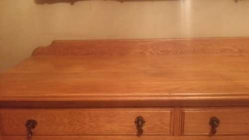 VINTAGE OAK SERVER SIDEBOARD