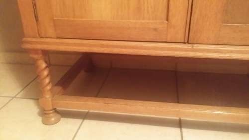 VINTAGE OAK SERVER SIDEBOARD